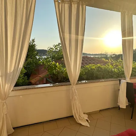 Anica Apartament Supetarska Draga