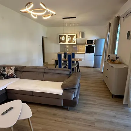 Apartment Anica Supetarska Draga