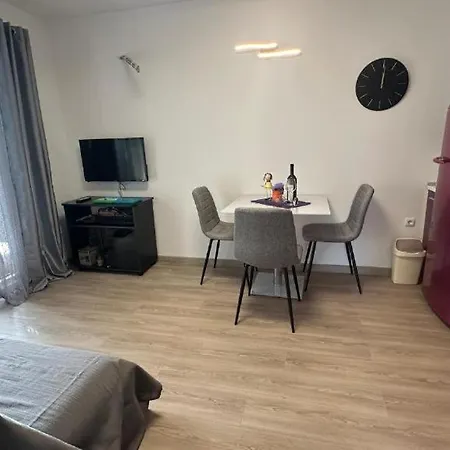 Anica Appartement *