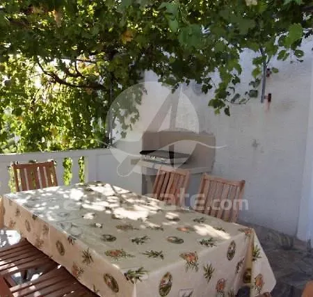 Apartment Anica *