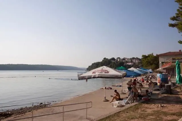 Anica アパート *